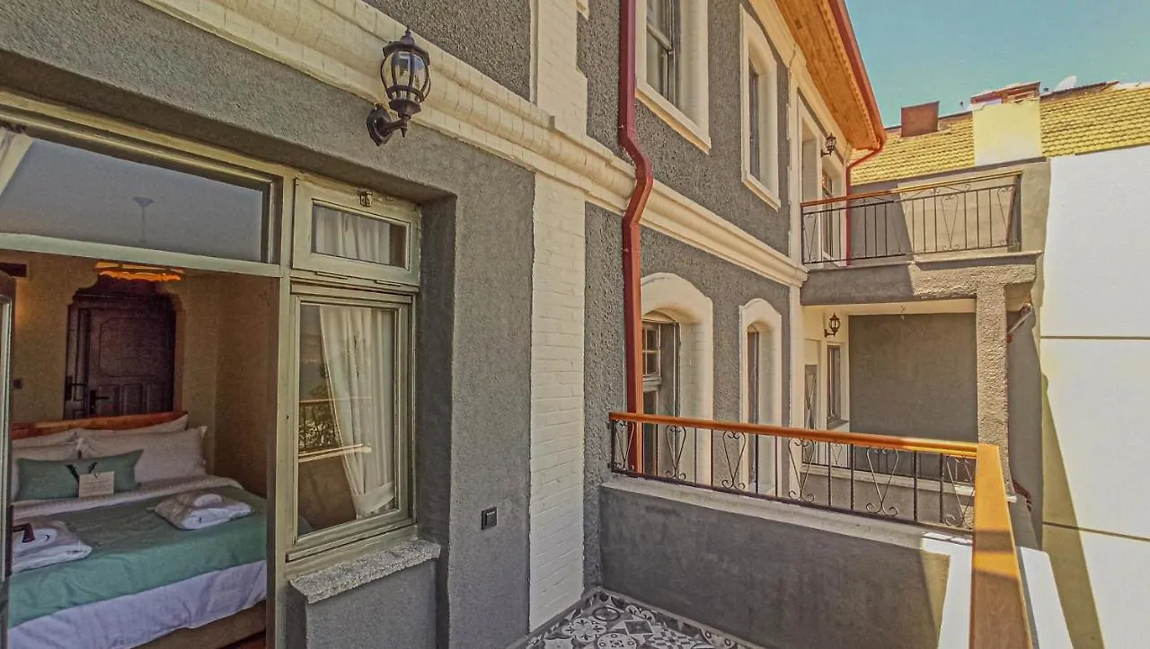 **  Variante Hotel Izmir Turcja