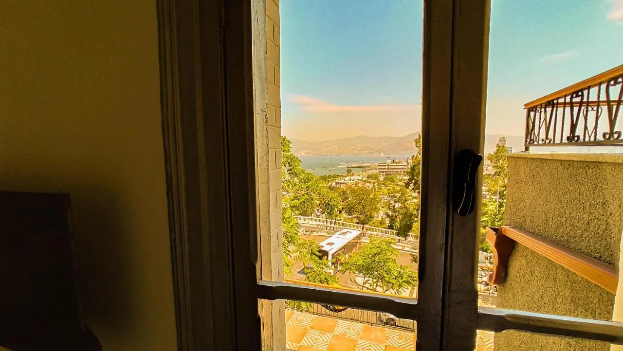 **  Variante Hotel Izmir Turcja